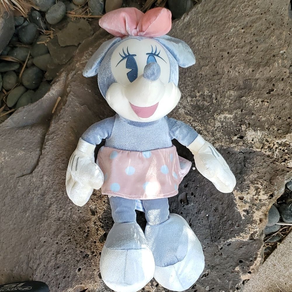 Sega 1999 Mickey Mouse Minnie Mouse Plush - Picture 4 of 13
